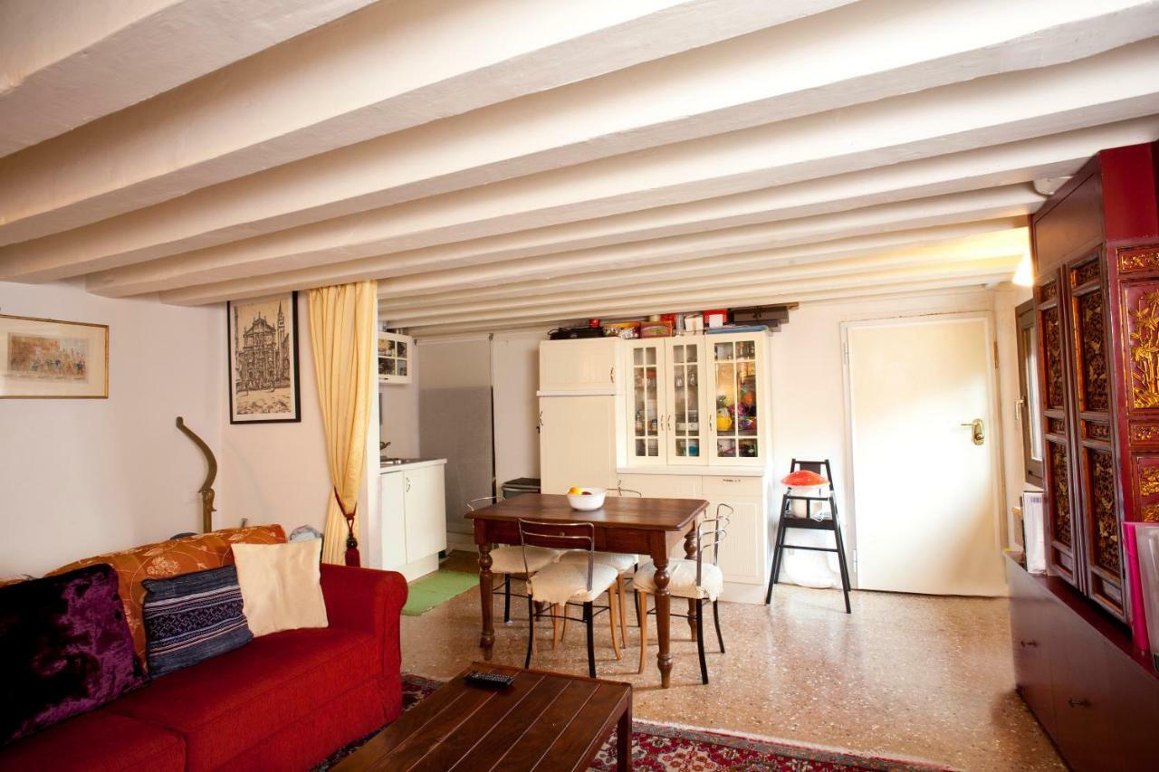 Ferienwohnung Al Mezzanino, Palazzo Torniello Venedig Exterior foto