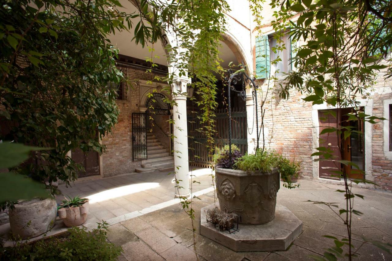 Ferienwohnung Al Mezzanino, Palazzo Torniello Venedig Exterior foto
